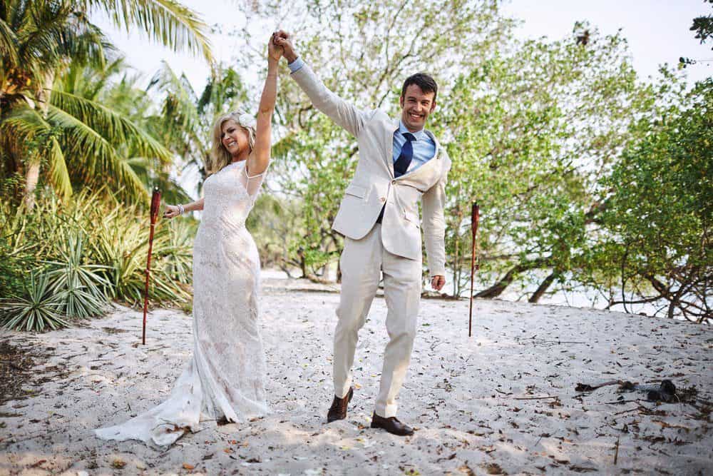 Destination Wedding vs. Vacation: Key Differences to Know 