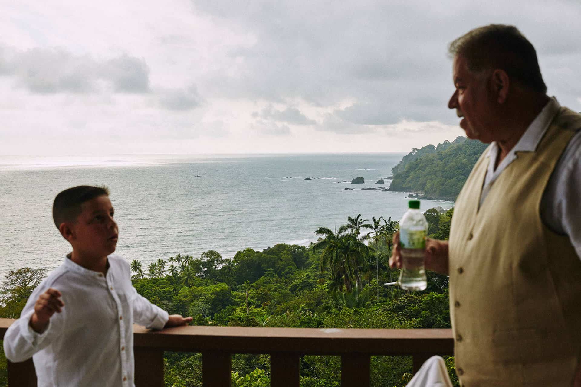 finding with your photographer the best venue for a wedding in costa rica 