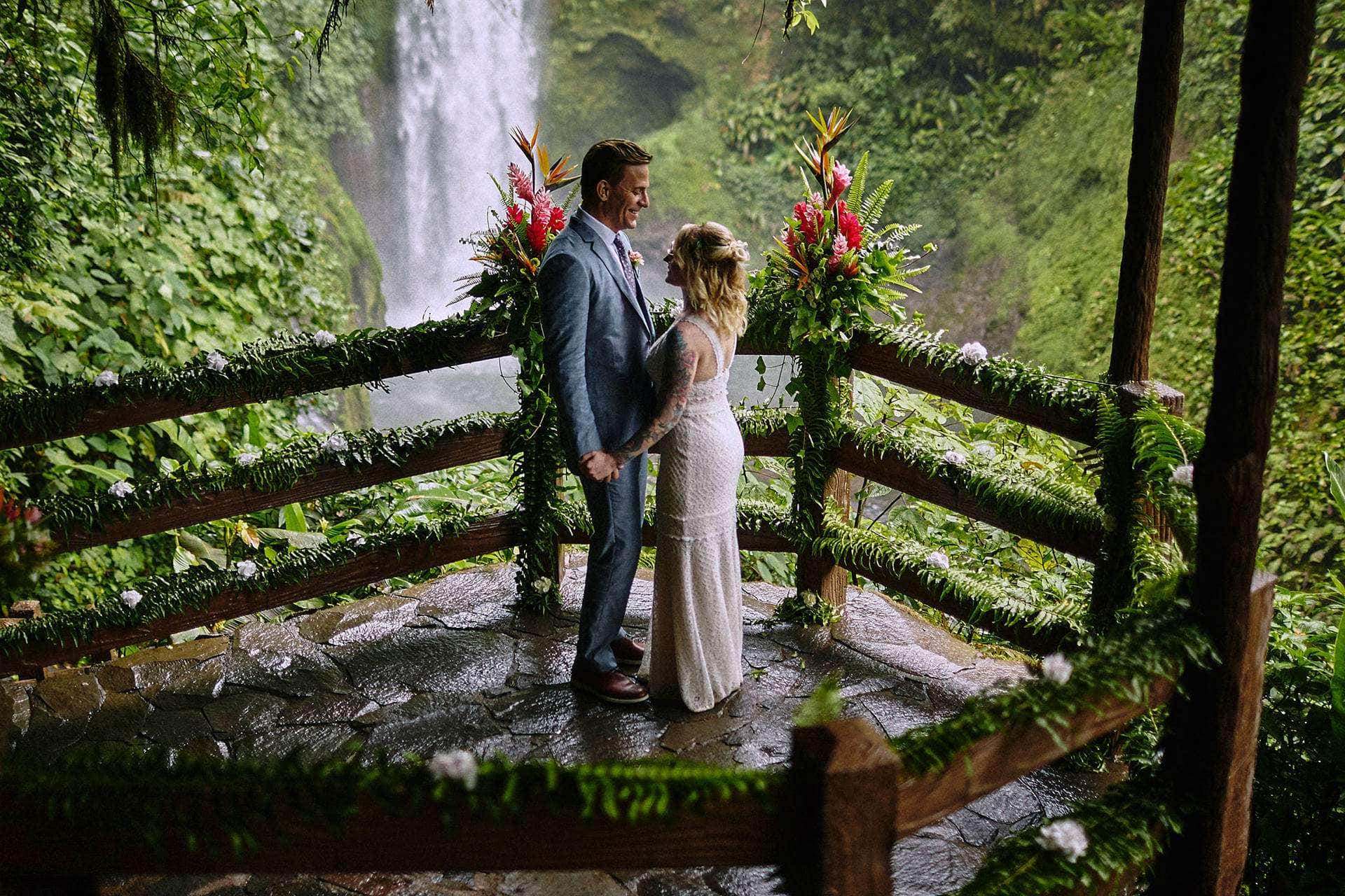costa rica wedding styles rain forest wedding