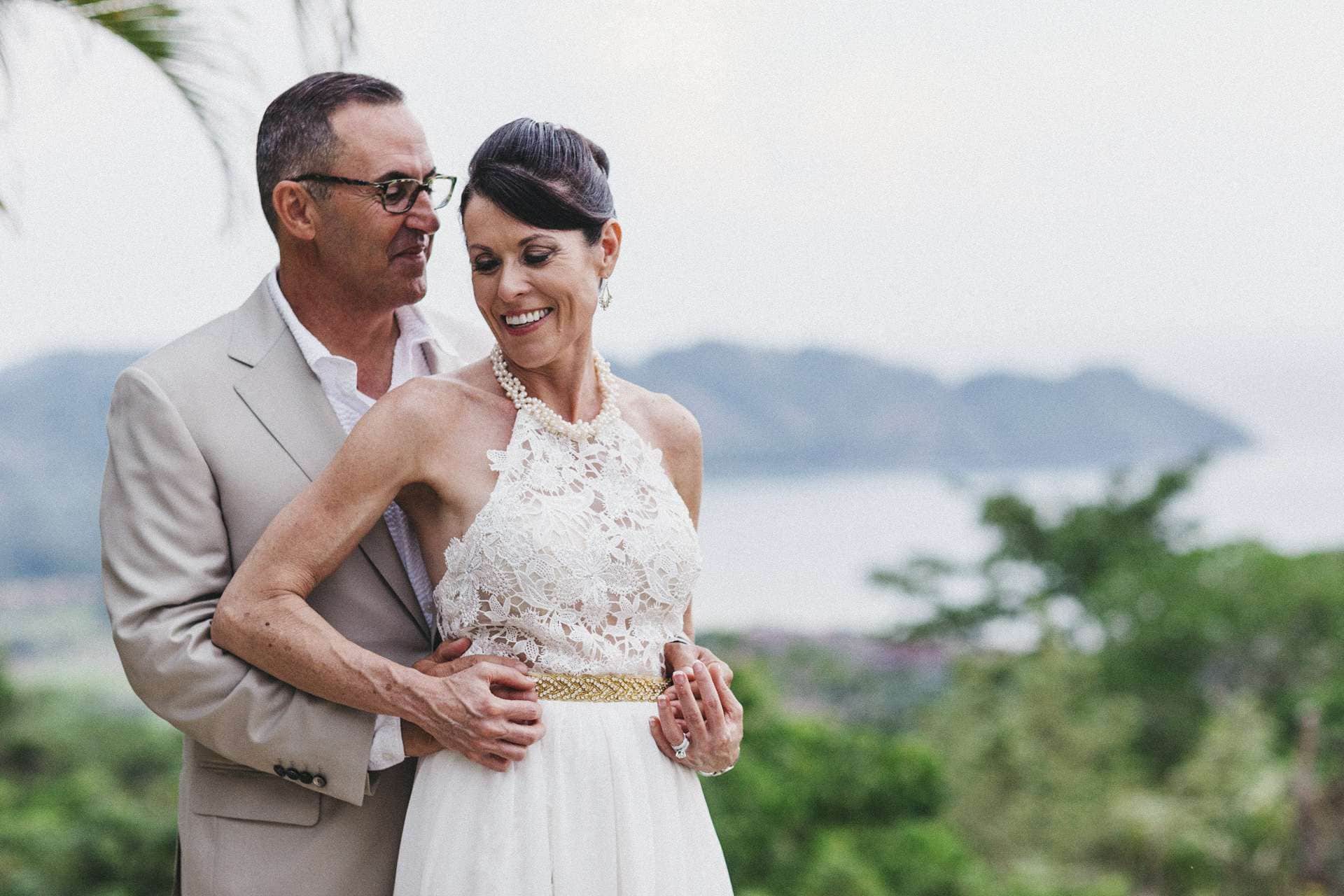 costa rica wedding photo session