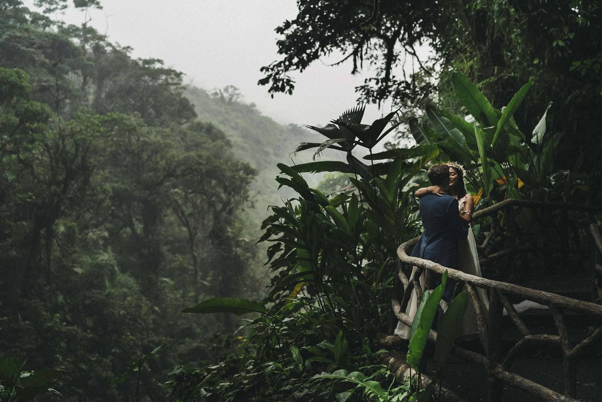 Costa Rica destination wedding Jasha & Brian celebrating their special day surrounded by nature