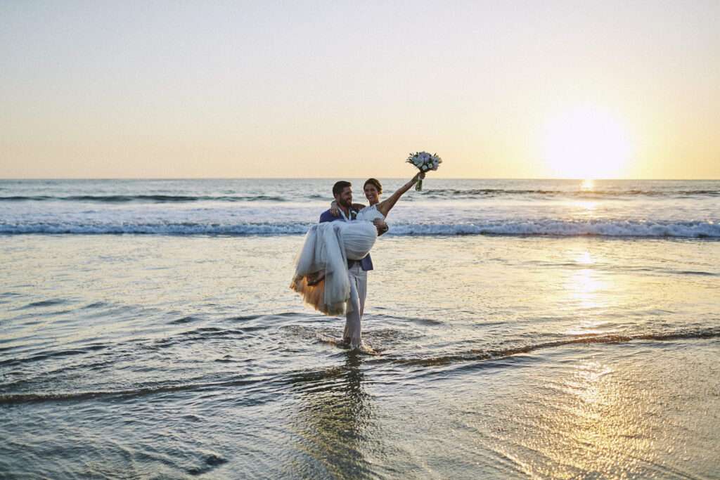 Wedding Photography perfect beach sunset Lighting