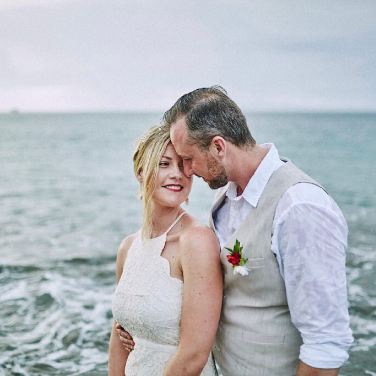Wedding photographer costa rica elopement packages