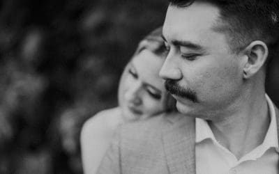The Luxury of Realism: Editorial Wedding Photography Without Stiff Poses