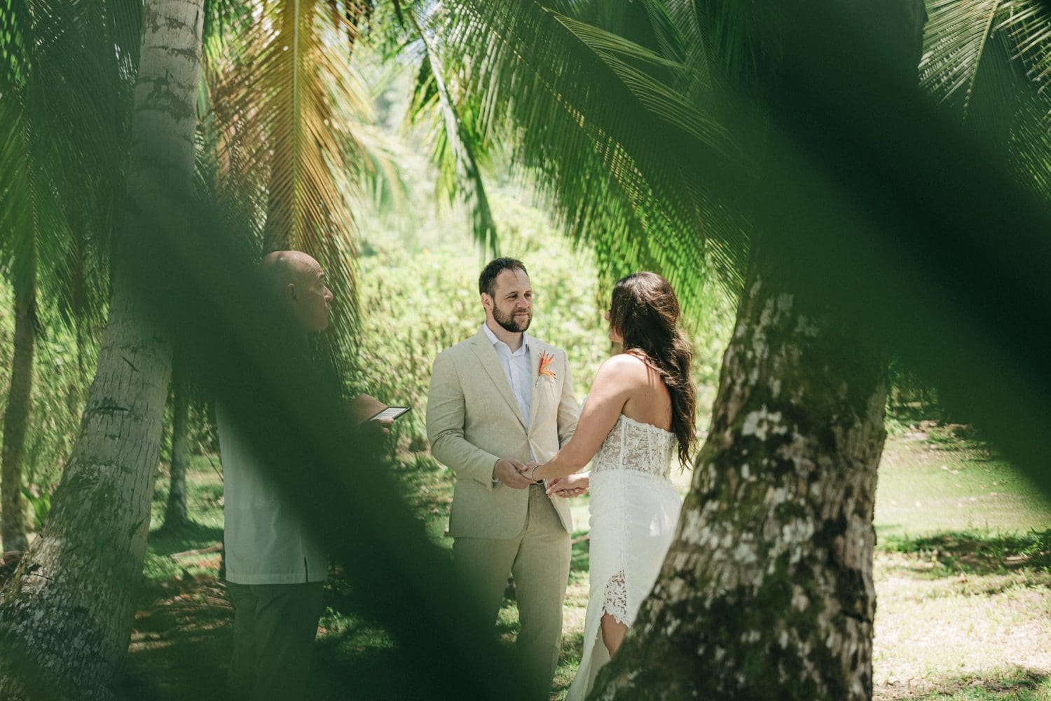 Osa peninsula elopement
