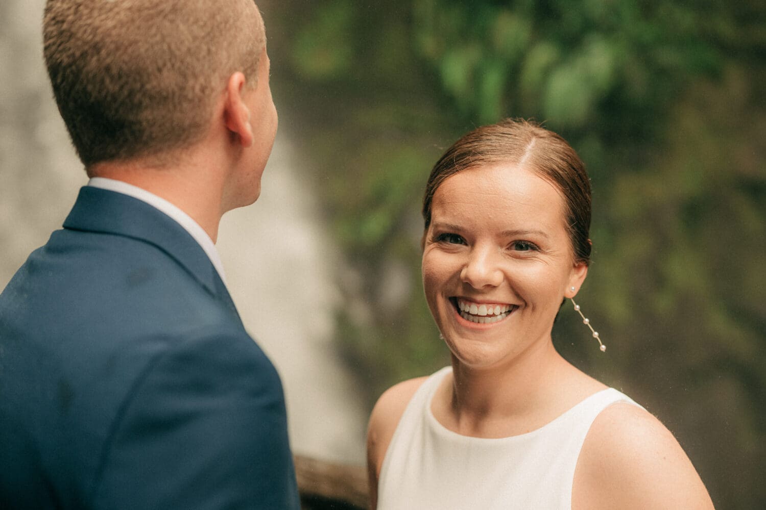 La Paz Waterfall elopement