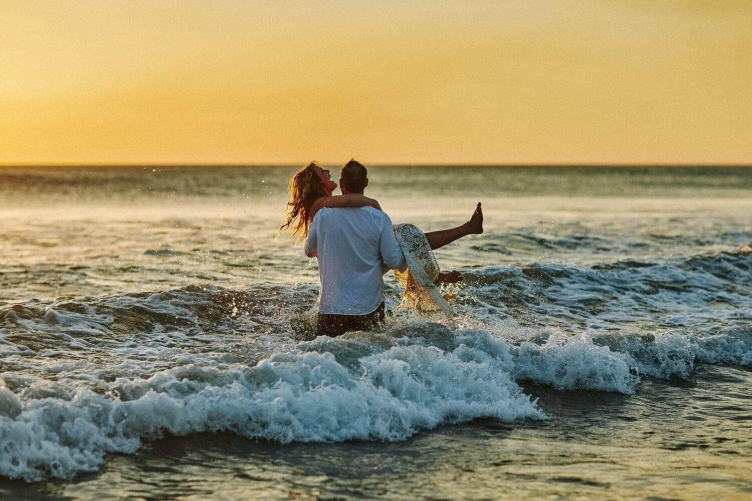 wedding stories of love in the beaches of costa rica month by month guide to get married in costa rica costa rica wedding venues When is the best time to get married in Costa Rica