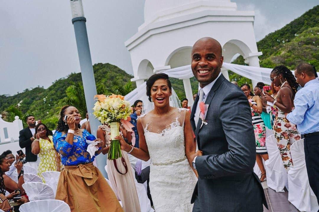 he Essential Guide to Wedding Photography Costs in Costa Rica. how much are wedding photographers