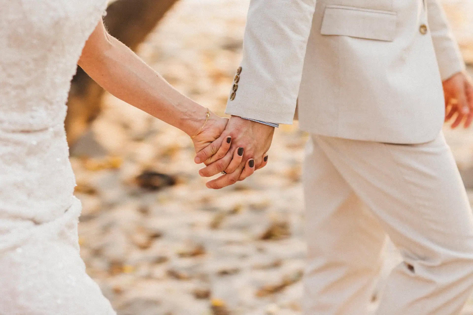 hiring wedding photographers in costa rica